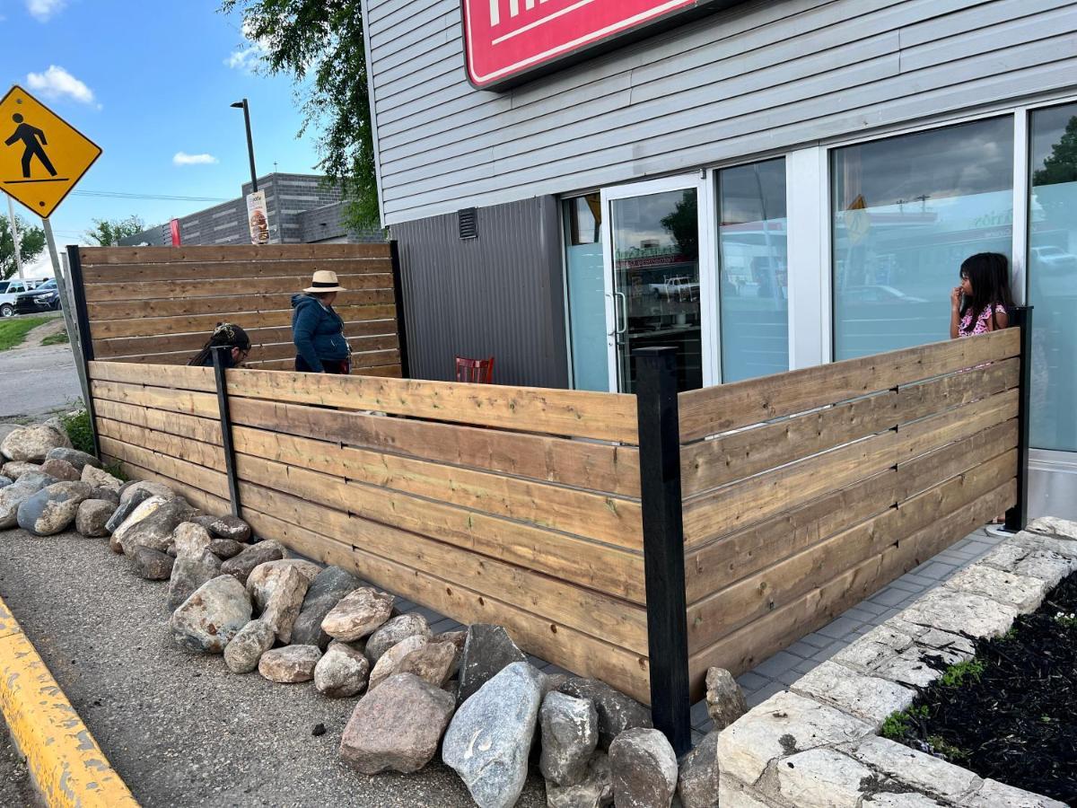 Thriftlodge Saskatoon Luaran gambar