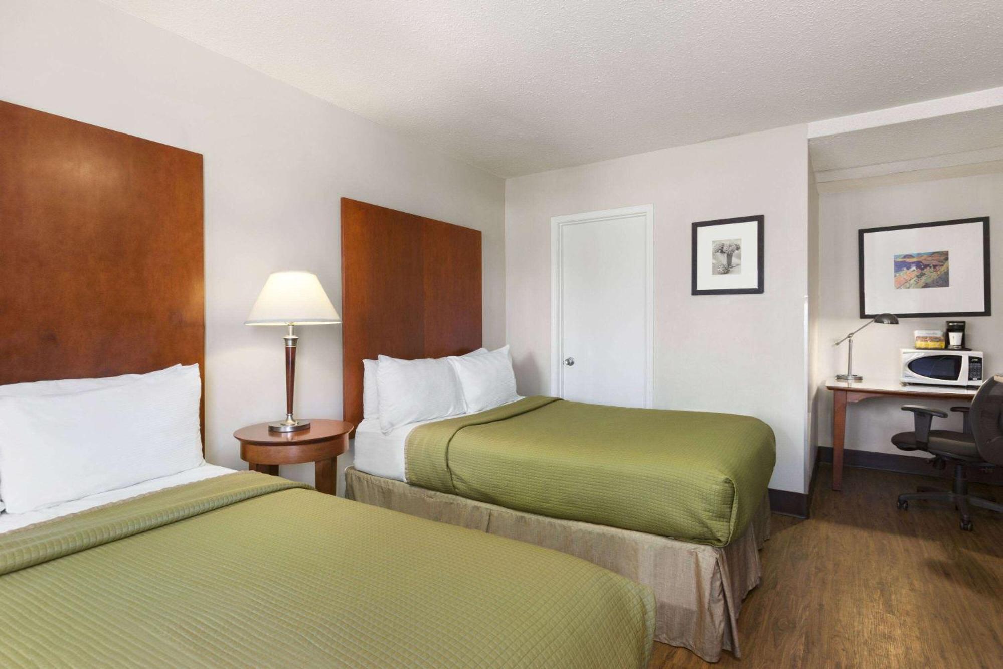 Thriftlodge Saskatoon Luaran gambar